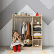 Offener Kinderkleiderschrank in Form eines Hauses BusyKids